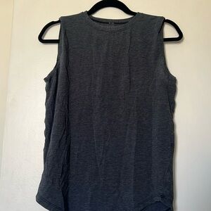 Lululemon workout top